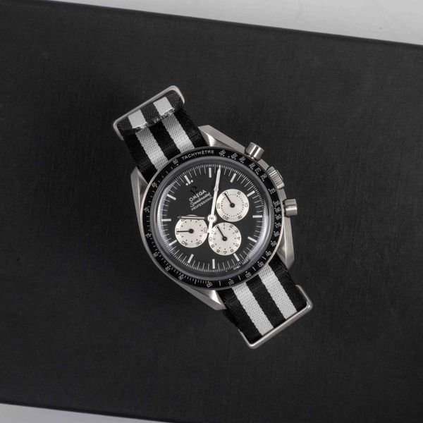 Omega Speedmaster Speedy Tuesday 311.32.42.30.01.001